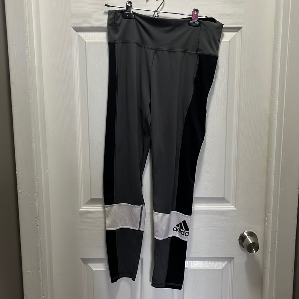 ADIDAS Color Block Legging